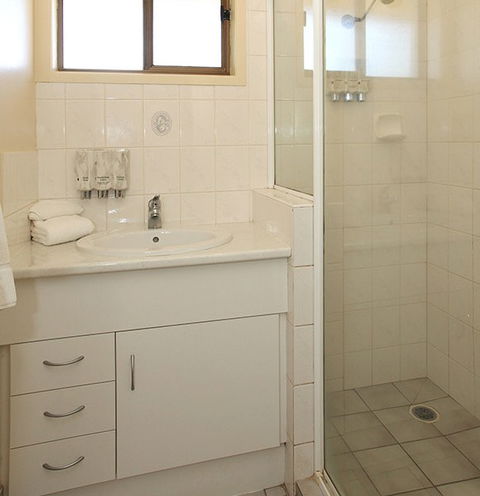 Clifford Gardens Motor Inn - Broome Tourism 3