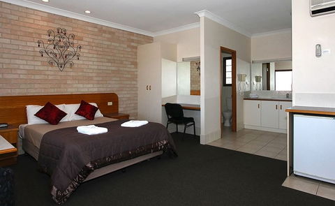 Clifford Gardens Motor Inn - Broome Tourism 4