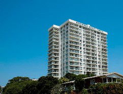 Burleigh Beach Tower - Broome Tourism 0