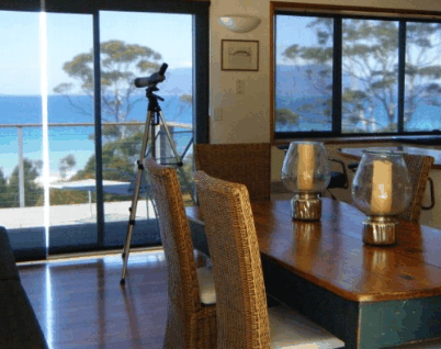 Spring Beach Holiday Villas - Broome Tourism