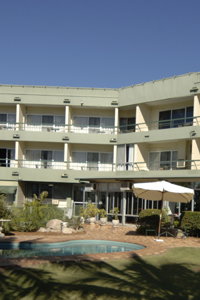 Camelot Motel - Broome Tourism 1