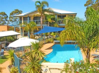 Sorrento Luxury Apartments - Broome Tourism 3