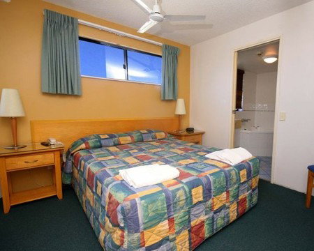 Caribbean Resort - Broome Tourism 0