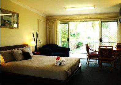 Cabarita Beach Motel - Broome Tourism 1