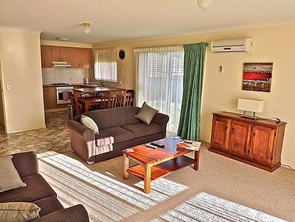 Southern Right Motor Inn - Broome Tourism 3