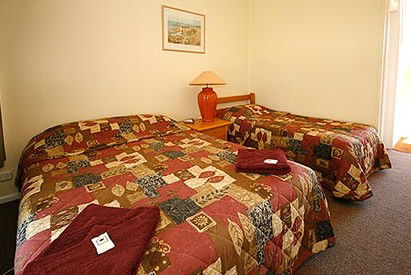 Southern Right Motor Inn - Broome Tourism 4