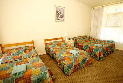 Southern Right Motor Inn - Broome Tourism 5