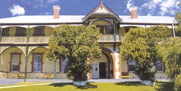 Oceanic Sorrento - Broome Tourism 0