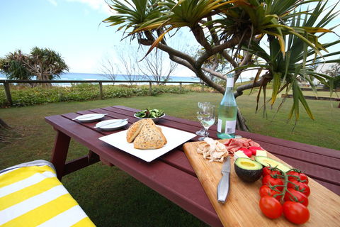 San Simeon Beachfront Apartments - Broome Tourism 1