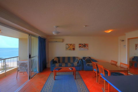 Surfers Beachside Holiday Apartments - Broome Tourism 1