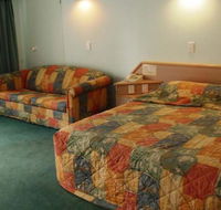 Runaway Bay Motor Inn - Broome Tourism
