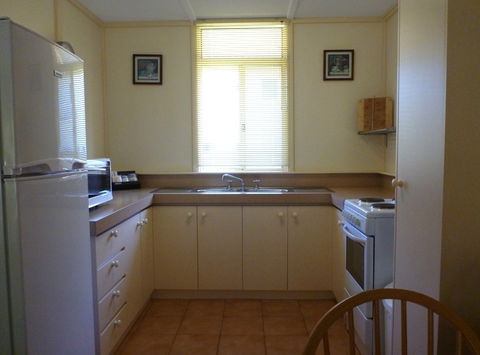 Park Avenue Holiday Units - Broome Tourism 5