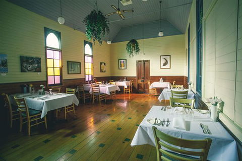 Vineyard Cottages And Cafe - Broome Tourism 6