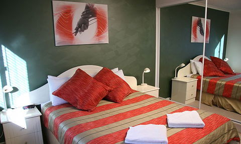 San Marino By The Sea - Broome Tourism 2