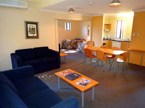 Amalfi Resort - Broome Tourism 1