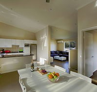 Middle Rock Holiday Resort - Broome Tourism