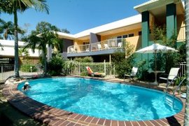 Noosa River Palms - Broome Tourism 0