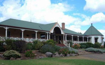 Bestbrook Mountain Resort - Broome Tourism 4