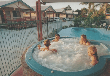 Dolphin Sands Holiday Cabins - Broome Tourism
