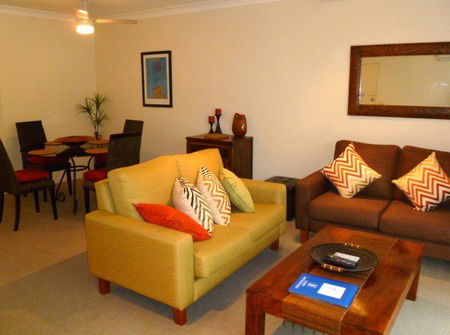 Miami Beachside Apartments - Broome Tourism 0