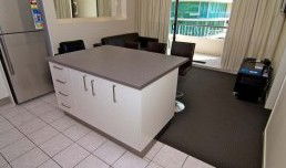 President Holiday Apartments - Broome Tourism 1