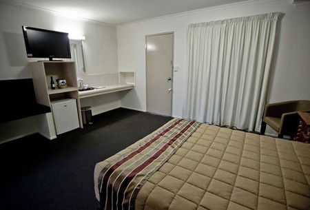 Centrepoint Motor Inn - Broome Tourism 1