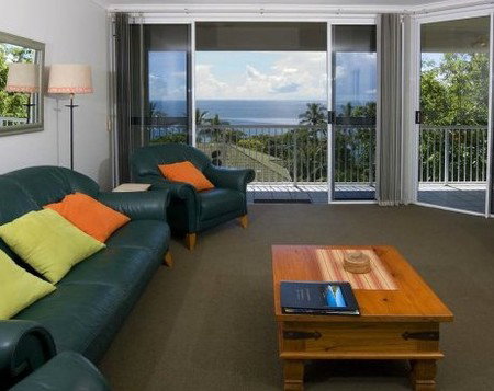 On The Beach Holiday Apartments - Broome Tourism 1