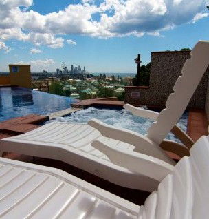 Magic Mountain Resort - Broome Tourism 0