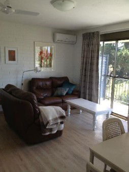 Aquarius Holiday Apartments - Broome Tourism 3