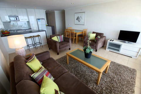 84 The Spit - Broome Tourism 5