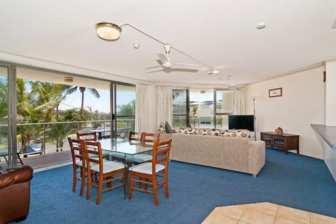 Chateau Royale Beach Resort - Broome Tourism 0