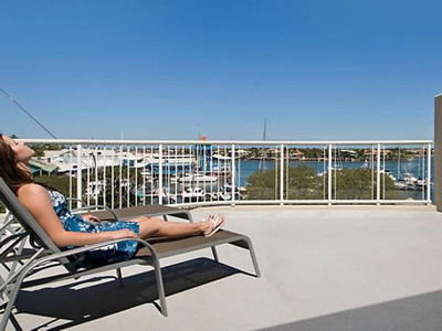 Sailport Mooloolaba Apartments - Broome Tourism 8