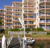 On The River Apartments - Broome Tourism