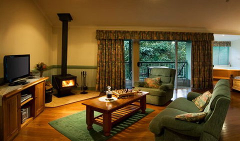 Clouds Of Montville Mountain Resort Motel - Broome Tourism 0