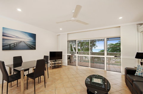 Marlin Waters Beachfront Apartments - Broome Tourism 2