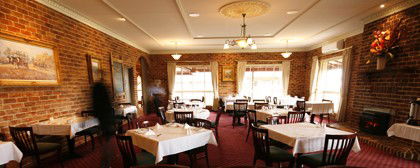 Best Western A Trapper's Motor Inn - Broome Tourism 3