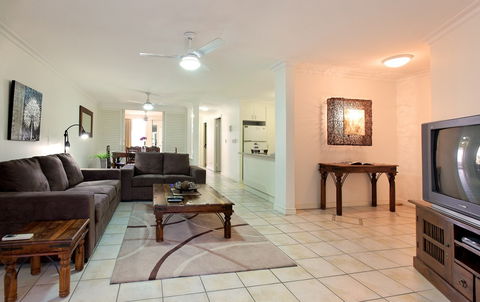 La Grande Apartments Broadbeach - Broome Tourism 0