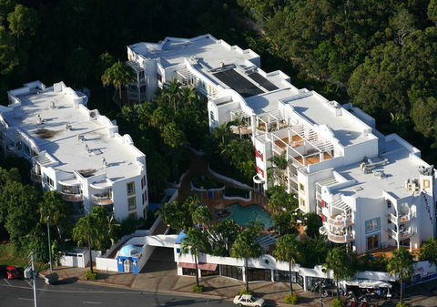 Santorini By The Sea - Broome Tourism 3