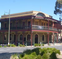 Rifle Brigade Hotel - Broome Tourism