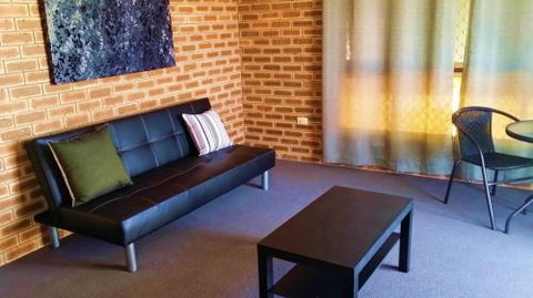 Jackaroo Apartments - Broome Tourism 2
