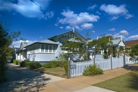 Elindale House Bed & Breakfast - Broome Tourism 0