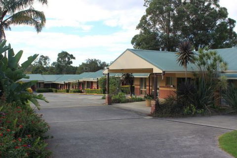 Catalina Motel Lake Macquarie - Broome Tourism 0