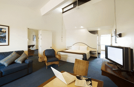 Beach Hotel Resort - Broome Tourism 3