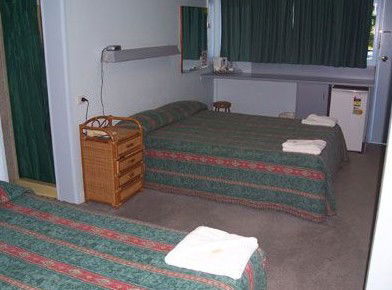 Crown Hotel Motel - Broome Tourism 4