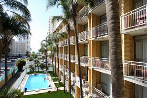 West Burleigh QLD Broome Tourism