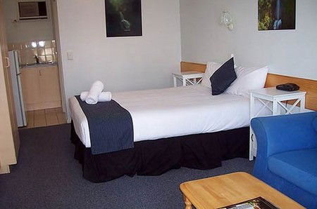 Aspley Motor Inn - Broome Tourism 0