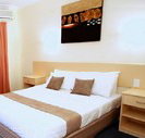 Emerald Maraboon Motor Inn - Broome Tourism