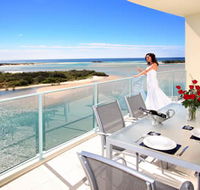 Duporth Riverside - Broome Tourism