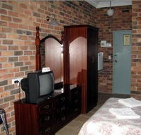 Ettalong Beach Tourist Resort - Broome Tourism