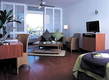 Hotel Cairns - Broome Tourism 0